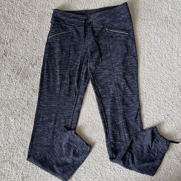Athleta Women’s Space Dyed Gray Knit Pants! - Picture 10 of 15